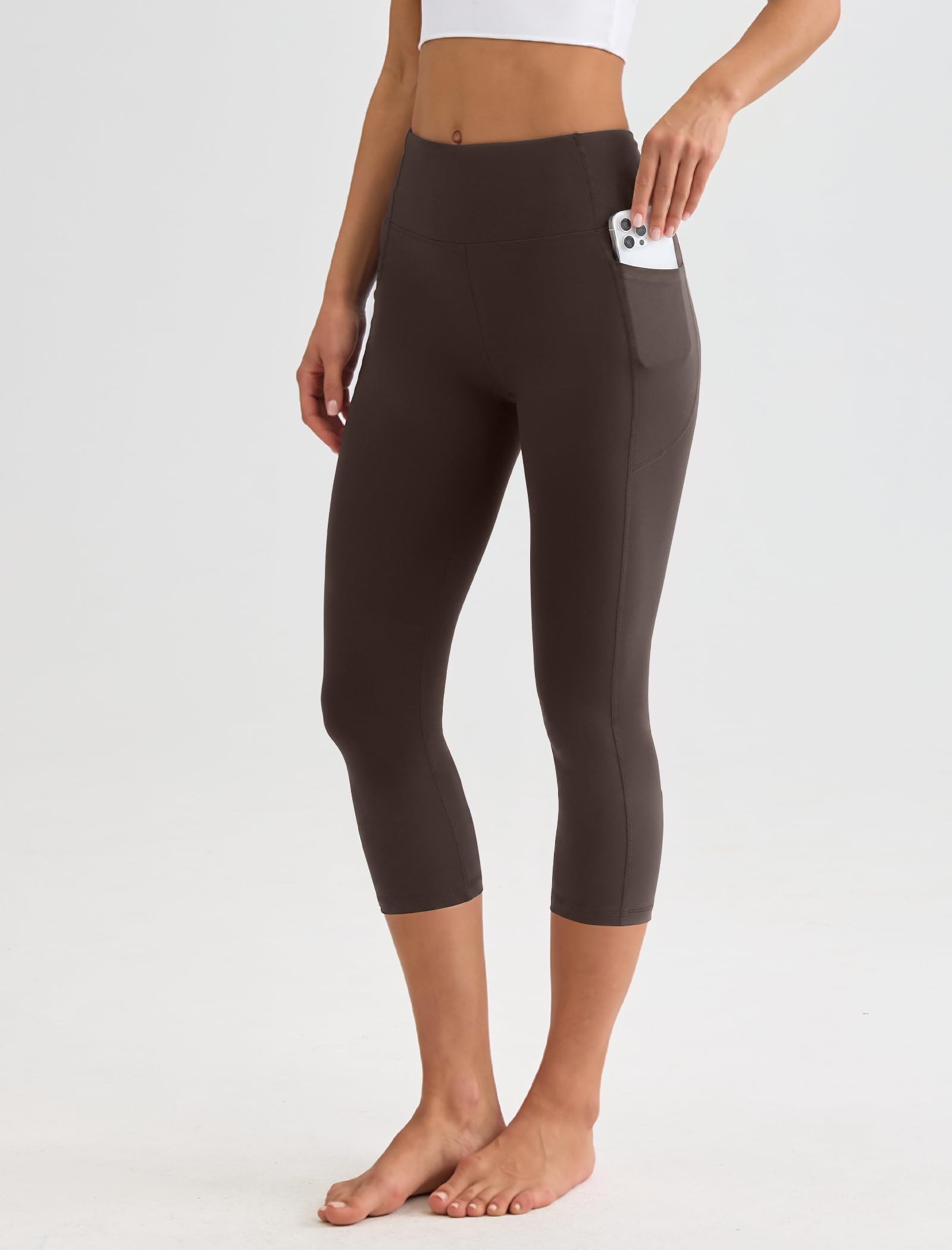 Women's High Waisted Capri Leggings with Pockets